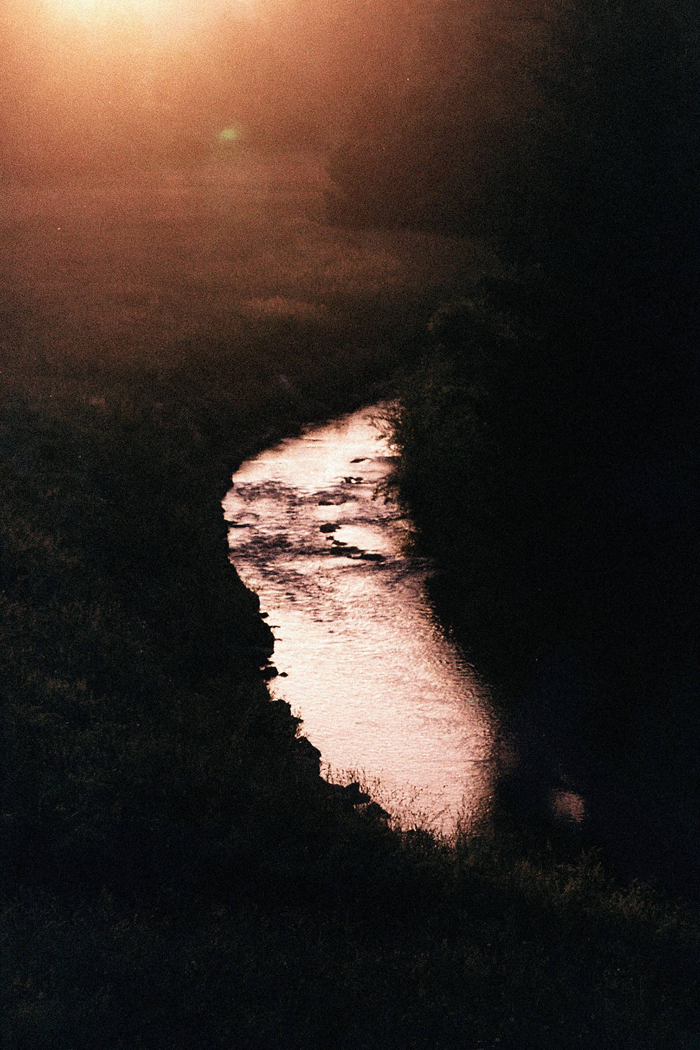 Under the Sun – An Analogue Ode to Light
